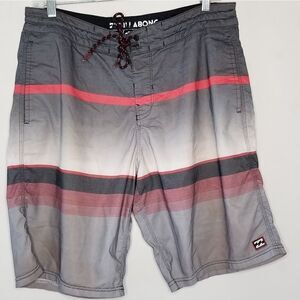 Billabong board shorts low tides zipper pocket